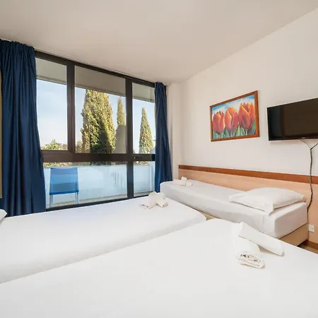 佳迪萨诺中央旅游酒店