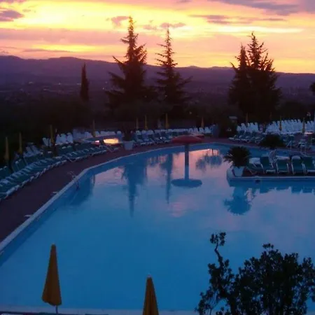 Centro Turistico Gardesano Буссоленго