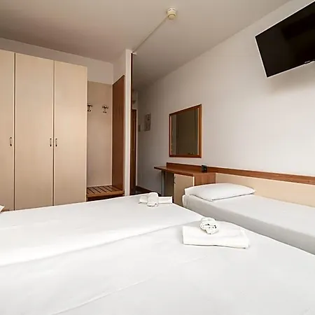 Centro Turistico Gardesano Otel Bussolengo