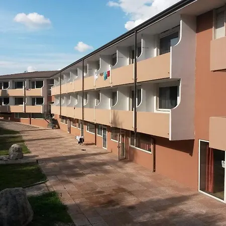 Otel Centro Turistico Gardesano 3*