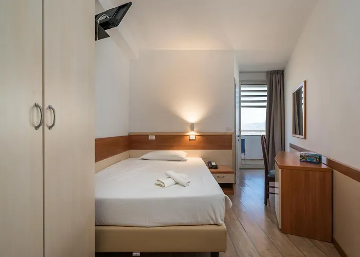 Centro Turistico Gardesano 3*
