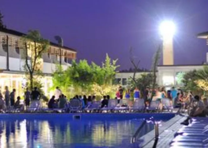 Centro Turistico Gardesano 3*