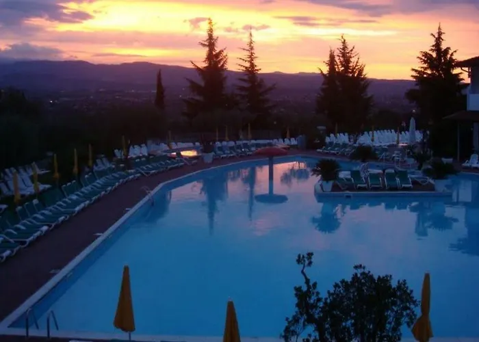 Centro Turistico Gardesano بوسولينغو
