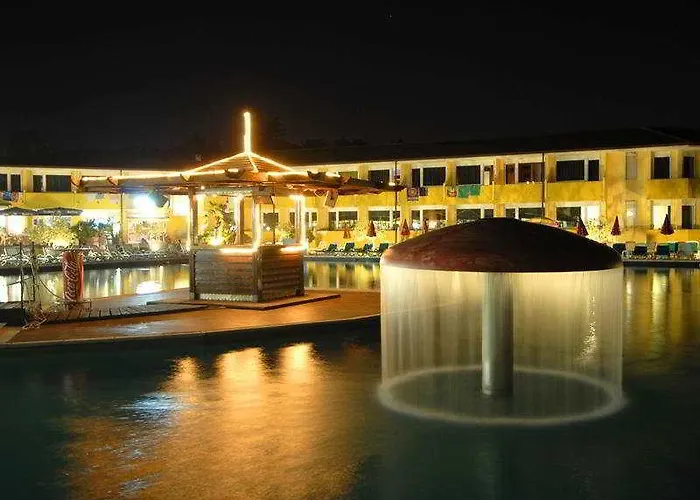 Centro Turistico Gardesano بوسولينغو